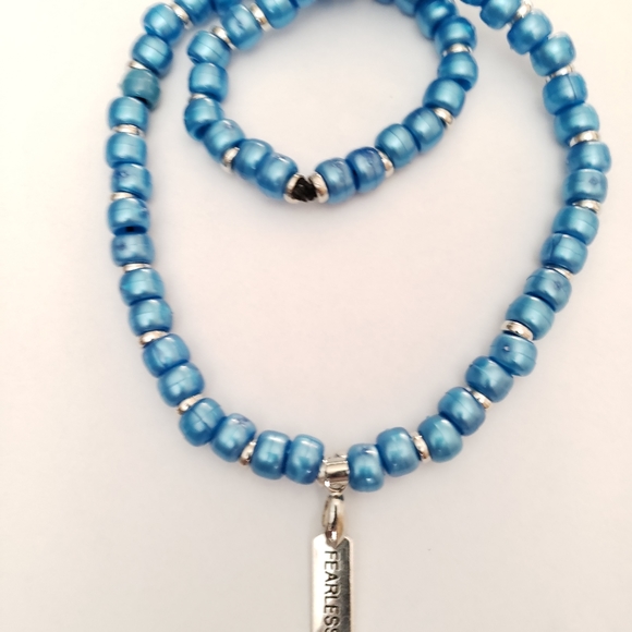 Fk Bead Necklace - Picture 3 of 4